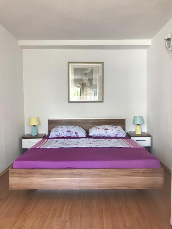 Apartment Culic Podstrana Esterno foto